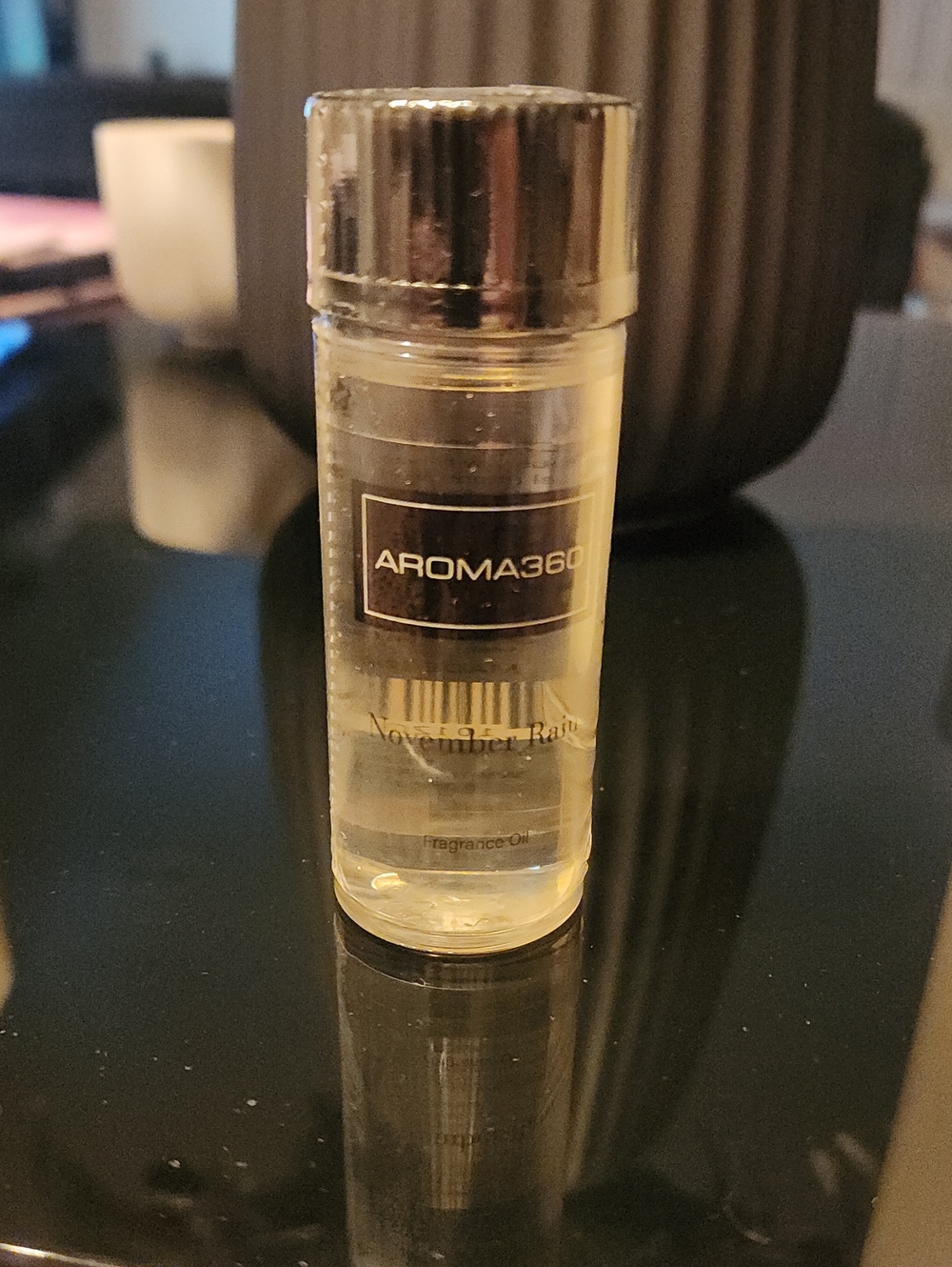 NWOT Aroma360 November Rain Fragrance Oil